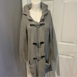525 America Grey Cable Knit W/metal Clasp Long Sweater Hooded S/S